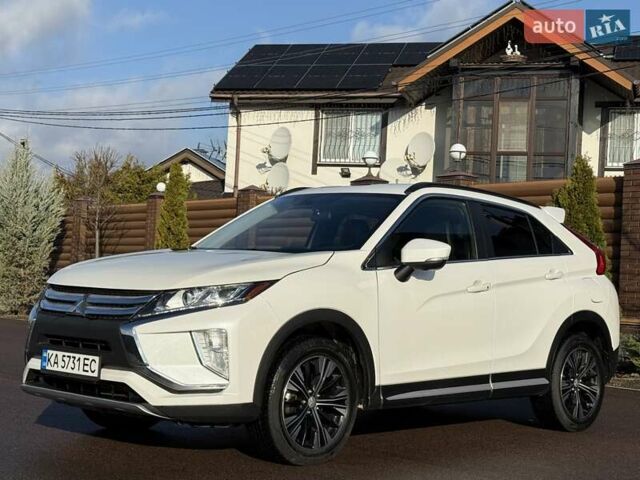 Белый Мицубиси Eclipse Cross, объемом двигателя 1.5 л и пробегом 67 тыс. км за 14400 $, фото 6 на Automoto.ua
