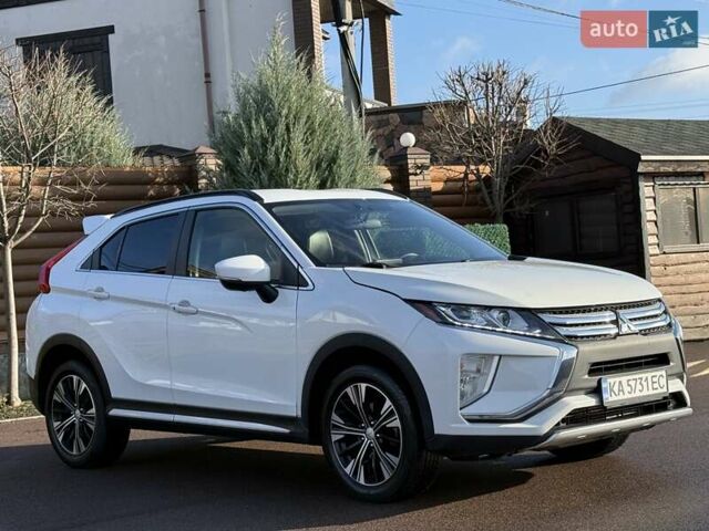 Белый Мицубиси Eclipse Cross, объемом двигателя 1.5 л и пробегом 67 тыс. км за 14400 $, фото 16 на Automoto.ua