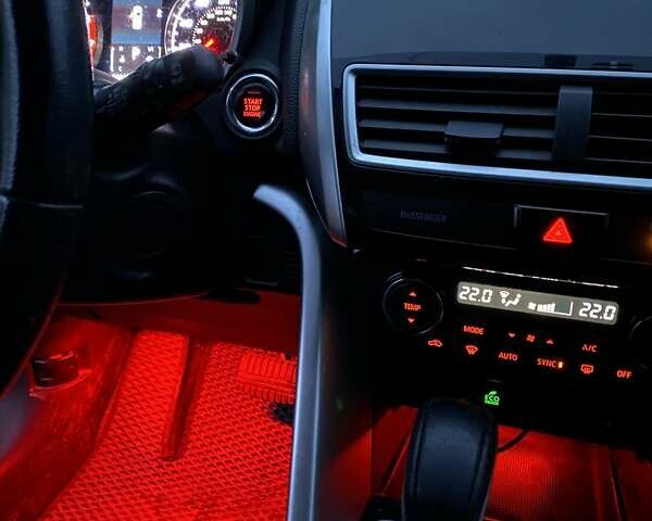 Белый Мицубиси Eclipse Cross, объемом двигателя 1.5 л и пробегом 116 тыс. км за 16600 $, фото 15 на Automoto.ua