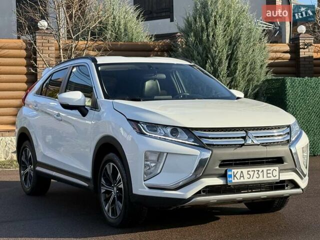 Белый Мицубиси Eclipse Cross, объемом двигателя 1.5 л и пробегом 67 тыс. км за 14400 $, фото 11 на Automoto.ua
