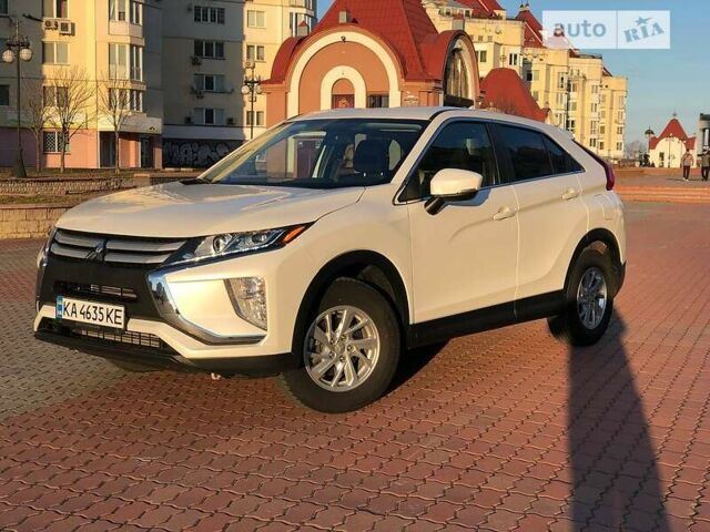 Білий Міцубісі Eclipse Cross, об'ємом двигуна 1.5 л та пробігом 45 тис. км за 18200 $, фото 8 на Automoto.ua