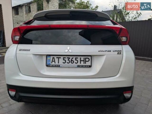 Білий Міцубісі Eclipse Cross, об'ємом двигуна 1.5 л та пробігом 140 тис. км за 14000 $, фото 4 на Automoto.ua