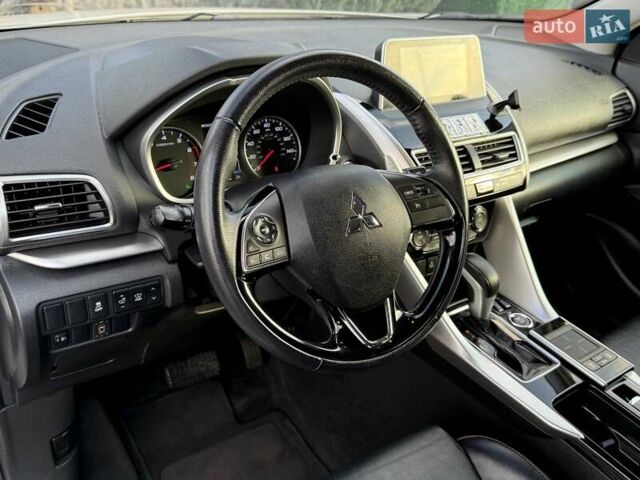 Белый Мицубиси Eclipse Cross, объемом двигателя 1.5 л и пробегом 67 тыс. км за 14400 $, фото 42 на Automoto.ua