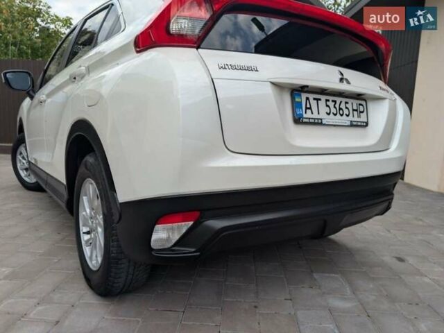 Білий Міцубісі Eclipse Cross, об'ємом двигуна 1.5 л та пробігом 140 тис. км за 14000 $, фото 16 на Automoto.ua
