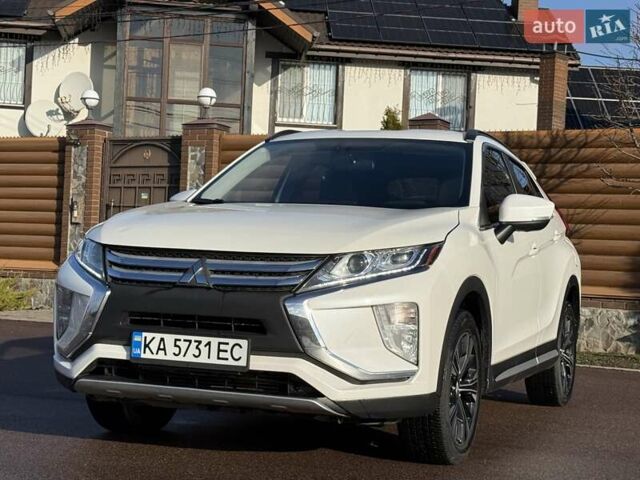 Белый Мицубиси Eclipse Cross, объемом двигателя 1.5 л и пробегом 67 тыс. км за 14400 $, фото 1 на Automoto.ua
