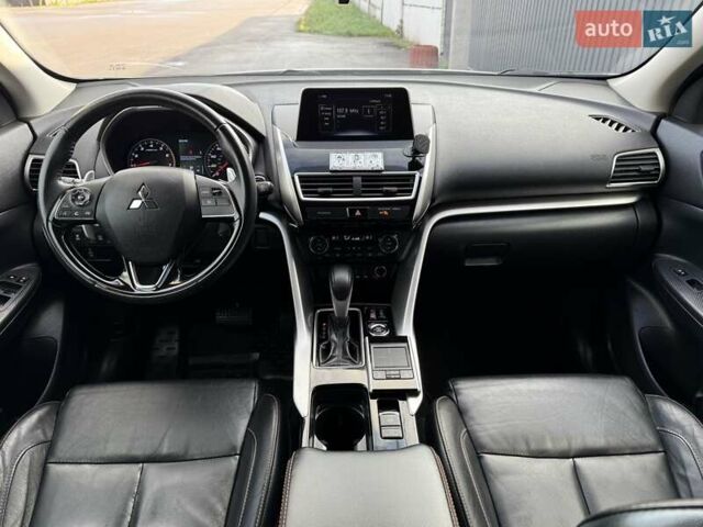 Белый Мицубиси Eclipse Cross, объемом двигателя 1.5 л и пробегом 67 тыс. км за 14400 $, фото 57 на Automoto.ua