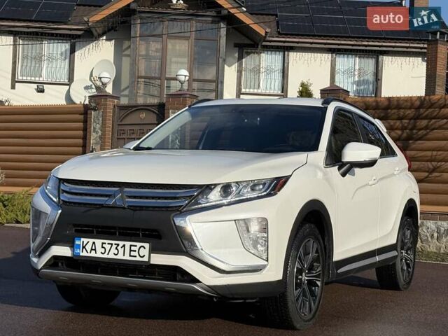 Белый Мицубиси Eclipse Cross, объемом двигателя 1.5 л и пробегом 67 тыс. км за 14400 $, фото 2 на Automoto.ua