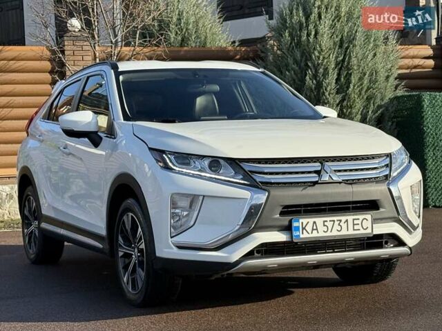 Белый Мицубиси Eclipse Cross, объемом двигателя 1.5 л и пробегом 67 тыс. км за 14400 $, фото 10 на Automoto.ua
