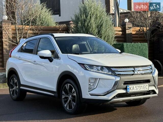 Белый Мицубиси Eclipse Cross, объемом двигателя 1.5 л и пробегом 67 тыс. км за 14400 $, фото 13 на Automoto.ua