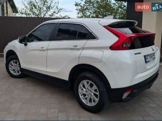 Білий Міцубісі Eclipse Cross, об'ємом двигуна 1.5 л та пробігом 140 тис. км за 14000 $, фото 13 на Automoto.ua