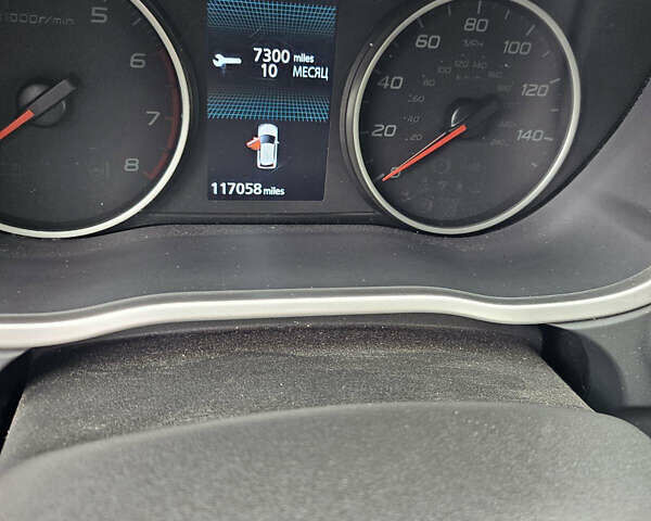 Белый Мицубиси Eclipse Cross, объемом двигателя 1.5 л и пробегом 187 тыс. км за 13999 $, фото 4 на Automoto.ua