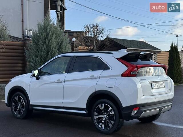 Белый Мицубиси Eclipse Cross, объемом двигателя 1.5 л и пробегом 67 тыс. км за 14400 $, фото 18 на Automoto.ua