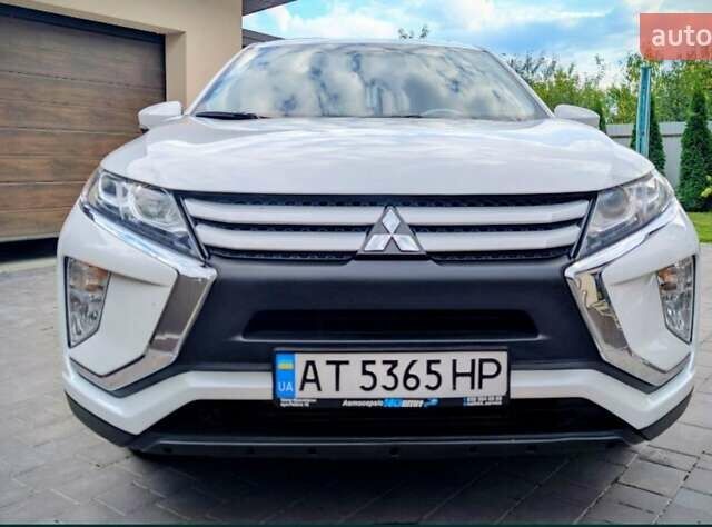 Білий Міцубісі Eclipse Cross, об'ємом двигуна 1.5 л та пробігом 140 тис. км за 14000 $, фото 15 на Automoto.ua