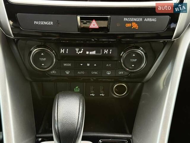 Белый Мицубиси Eclipse Cross, объемом двигателя 1.5 л и пробегом 67 тыс. км за 14400 $, фото 65 на Automoto.ua