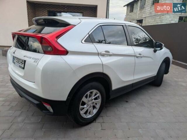 Білий Міцубісі Eclipse Cross, об'ємом двигуна 1.5 л та пробігом 140 тис. км за 14000 $, фото 5 на Automoto.ua