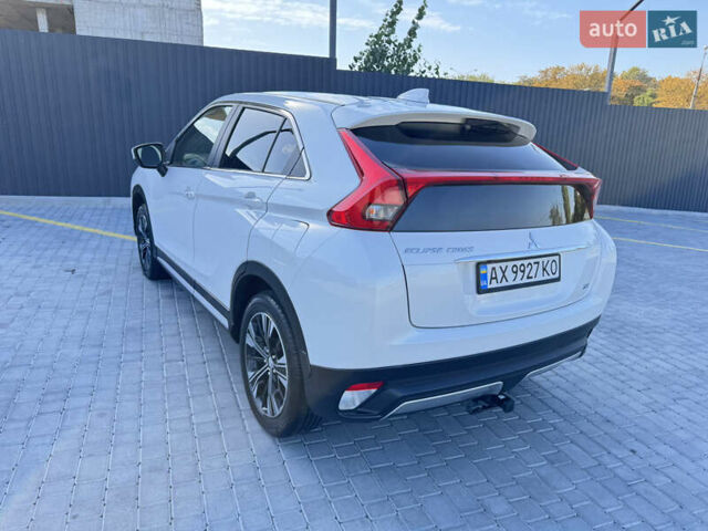 Белый Мицубиси Eclipse Cross, объемом двигателя 1.5 л и пробегом 55 тыс. км за 19300 $, фото 38 на Automoto.ua