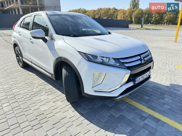 Белый Мицубиси Eclipse Cross, объемом двигателя 1.5 л и пробегом 55 тыс. км за 19300 $, фото 1 на Automoto.ua