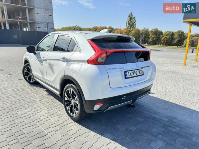 Белый Мицубиси Eclipse Cross, объемом двигателя 1.5 л и пробегом 55 тыс. км за 19300 $, фото 7 на Automoto.ua