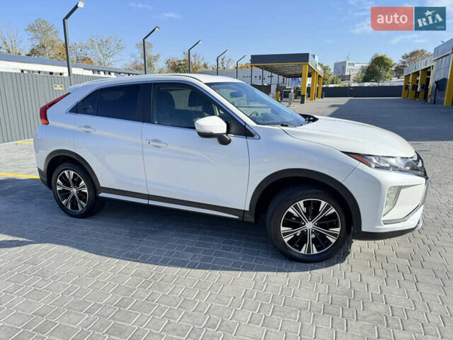 Белый Мицубиси Eclipse Cross, объемом двигателя 1.5 л и пробегом 55 тыс. км за 19300 $, фото 10 на Automoto.ua