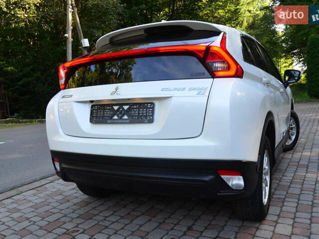 Белый Мицубиси Eclipse Cross, объемом двигателя 1.5 л и пробегом 192 тыс. км за 13150 $, фото 30 на Automoto.ua