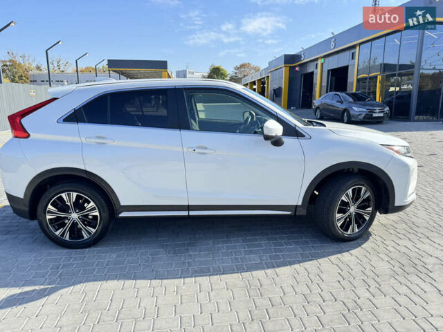 Белый Мицубиси Eclipse Cross, объемом двигателя 1.5 л и пробегом 55 тыс. км за 19300 $, фото 9 на Automoto.ua