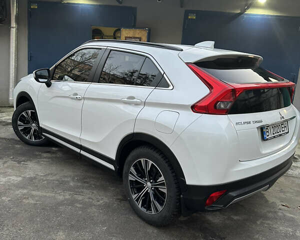 Білий Міцубісі Eclipse Cross, об'ємом двигуна 1.5 л та пробігом 21 тис. км за 23750 $, фото 5 на Automoto.ua