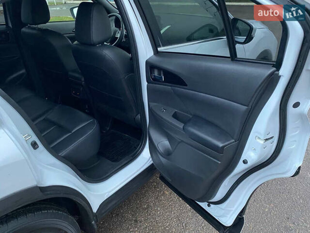 Белый Мицубиси Eclipse Cross, объемом двигателя 1.5 л и пробегом 47 тыс. км за 21200 $, фото 29 на Automoto.ua