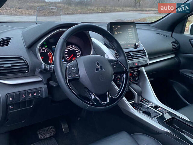 Белый Мицубиси Eclipse Cross, объемом двигателя 1.5 л и пробегом 47 тыс. км за 21200 $, фото 18 на Automoto.ua