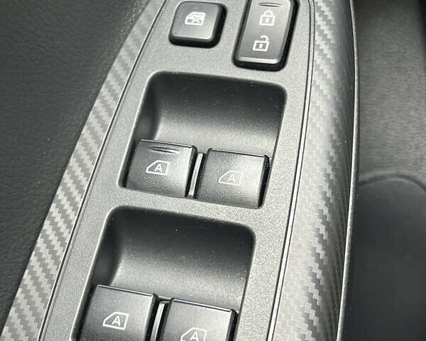 Білий Міцубісі Eclipse Cross, об'ємом двигуна 2.36 л та пробігом 49 тис. км за 30900 $, фото 59 на Automoto.ua