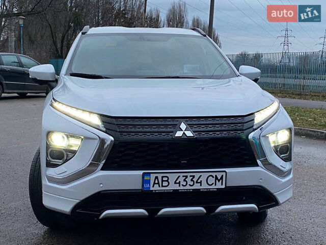 Белый Мицубиси Eclipse Cross, объемом двигателя 1.5 л и пробегом 47 тыс. км за 21200 $, фото 15 на Automoto.ua