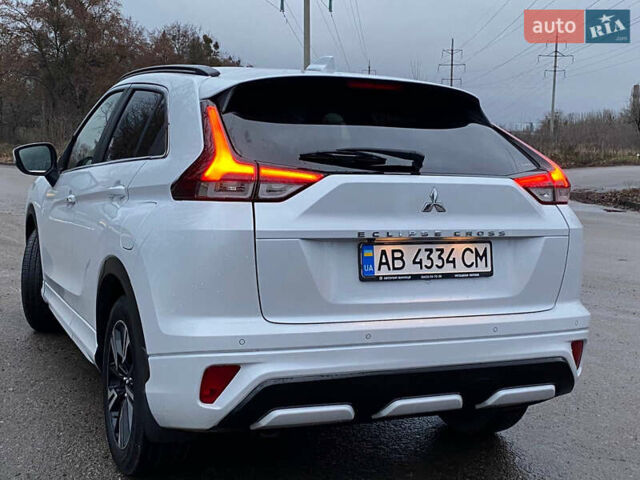 Белый Мицубиси Eclipse Cross, объемом двигателя 1.5 л и пробегом 47 тыс. км за 21200 $, фото 7 на Automoto.ua