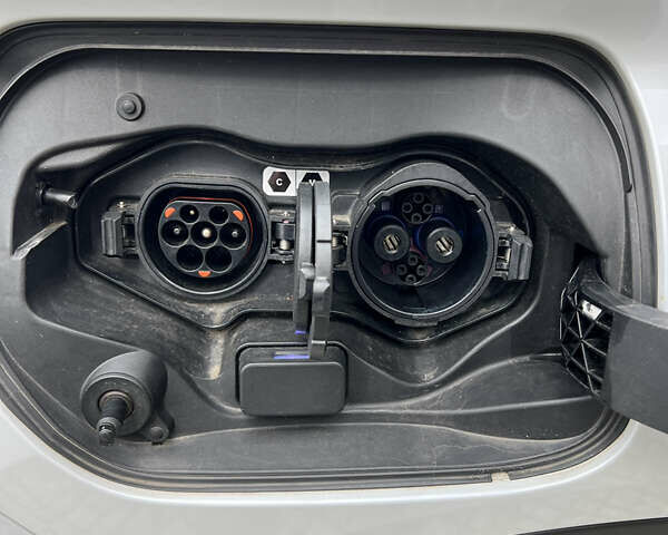 Білий Міцубісі Eclipse Cross, об'ємом двигуна 2.36 л та пробігом 49 тис. км за 30900 $, фото 23 на Automoto.ua