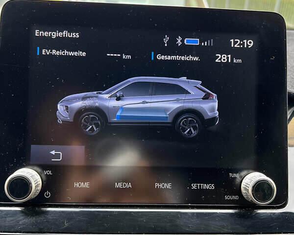 Білий Міцубісі Eclipse Cross, об'ємом двигуна 2.36 л та пробігом 49 тис. км за 30900 $, фото 40 на Automoto.ua