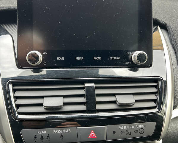 Білий Міцубісі Eclipse Cross, об'ємом двигуна 2.36 л та пробігом 49 тис. км за 30900 $, фото 34 на Automoto.ua