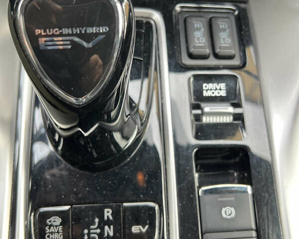 Білий Міцубісі Eclipse Cross, об'ємом двигуна 2.36 л та пробігом 49 тис. км за 30900 $, фото 33 на Automoto.ua