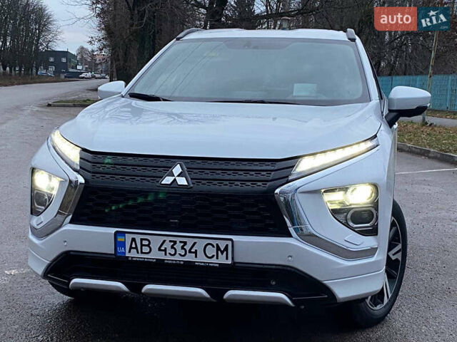 Белый Мицубиси Eclipse Cross, объемом двигателя 1.5 л и пробегом 47 тыс. км за 21200 $, фото 16 на Automoto.ua