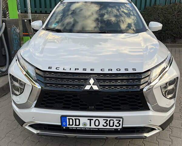 Білий Міцубісі Eclipse Cross, об'ємом двигуна 2.36 л та пробігом 49 тис. км за 30900 $, фото 14 на Automoto.ua