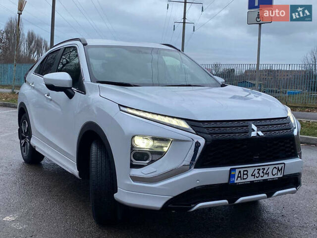 Белый Мицубиси Eclipse Cross, объемом двигателя 1.5 л и пробегом 47 тыс. км за 21200 $, фото 14 на Automoto.ua