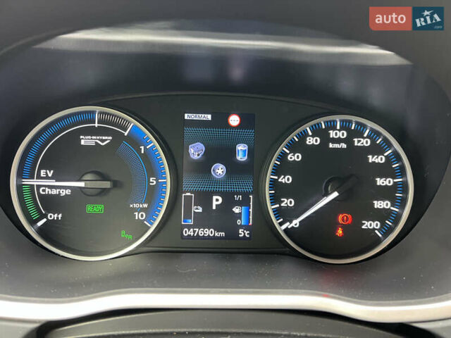 Білий Міцубісі Eclipse Cross, об'ємом двигуна 2.36 л та пробігом 49 тис. км за 30900 $, фото 38 на Automoto.ua