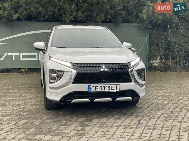 Белый Мицубиси Eclipse Cross, объемом двигателя 2 л и пробегом 43 тыс. км за 22500 $, фото 2 на Automoto.ua