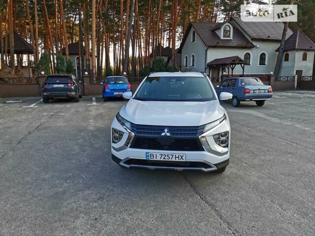 Белый Мицубиси Eclipse Cross, объемом двигателя 1.5 л и пробегом 37 тыс. км за 25200 $, фото 1 на Automoto.ua