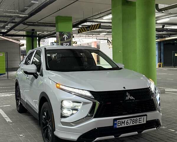 Білий Міцубісі Eclipse Cross, об'ємом двигуна 1.5 л та пробігом 7 тис. км за 21998 $, фото 3 на Automoto.ua