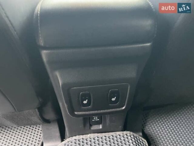 Белый Мицубиси Eclipse Cross, объемом двигателя 2 л и пробегом 43 тыс. км за 22500 $, фото 16 на Automoto.ua