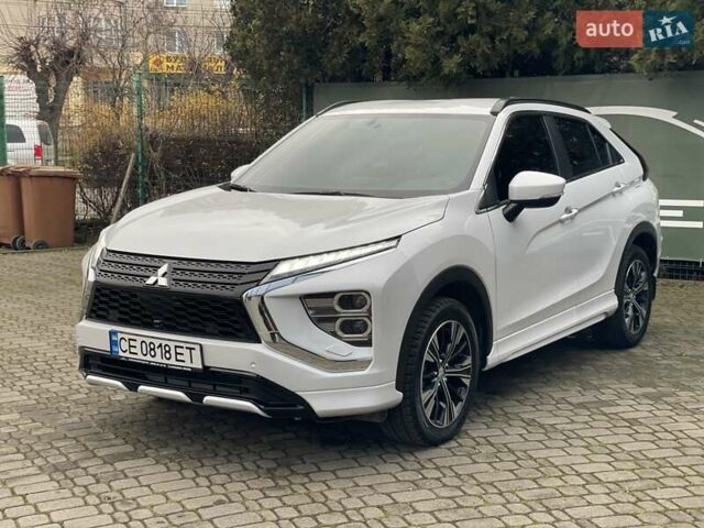 Белый Мицубиси Eclipse Cross, объемом двигателя 2 л и пробегом 43 тыс. км за 22500 $, фото 3 на Automoto.ua
