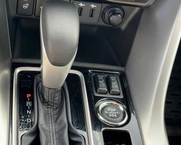 Білий Міцубісі Eclipse Cross, об'ємом двигуна 1.5 л та пробігом 31 тис. км за 30500 $, фото 27 на Automoto.ua