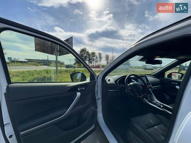 Білий Міцубісі Eclipse Cross, об'ємом двигуна 1.5 л та пробігом 31 тис. км за 30500 $, фото 19 на Automoto.ua