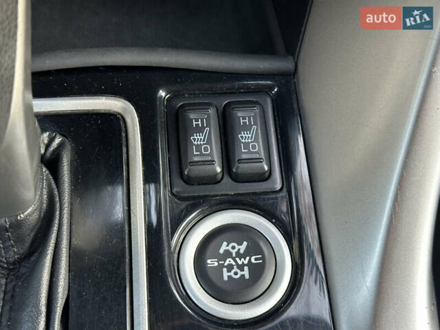 Білий Міцубісі Eclipse Cross, об'ємом двигуна 1.5 л та пробігом 72 тис. км за 22000 $, фото 41 на Automoto.ua