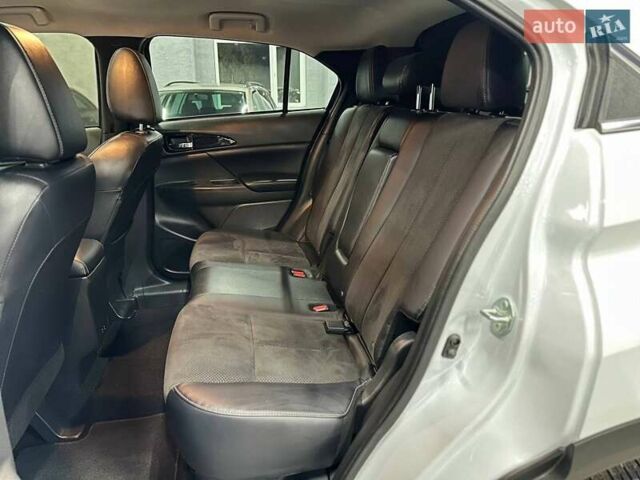 Білий Міцубісі Eclipse Cross, об'ємом двигуна 1.5 л та пробігом 14 тис. км за 19999 $, фото 17 на Automoto.ua