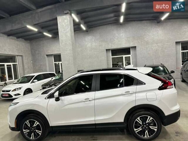 Білий Міцубісі Eclipse Cross, об'ємом двигуна 1.5 л та пробігом 14 тис. км за 19999 $, фото 3 на Automoto.ua