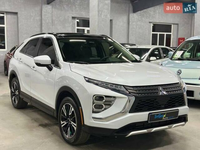 Білий Міцубісі Eclipse Cross, об'ємом двигуна 1.5 л та пробігом 14 тис. км за 19999 $, фото 9 на Automoto.ua